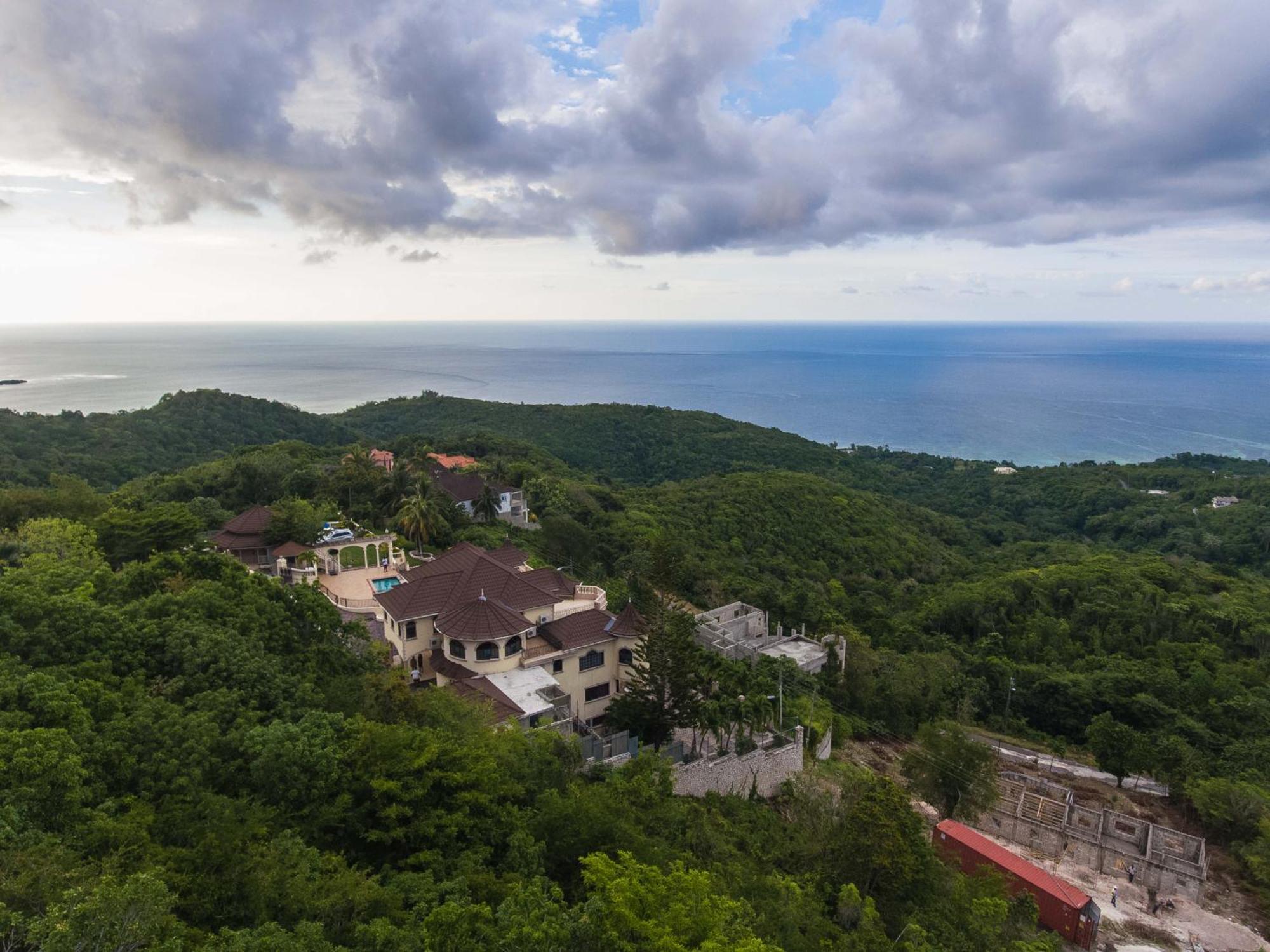 Clarridge View Guesthouse Montego Bay Exterior foto